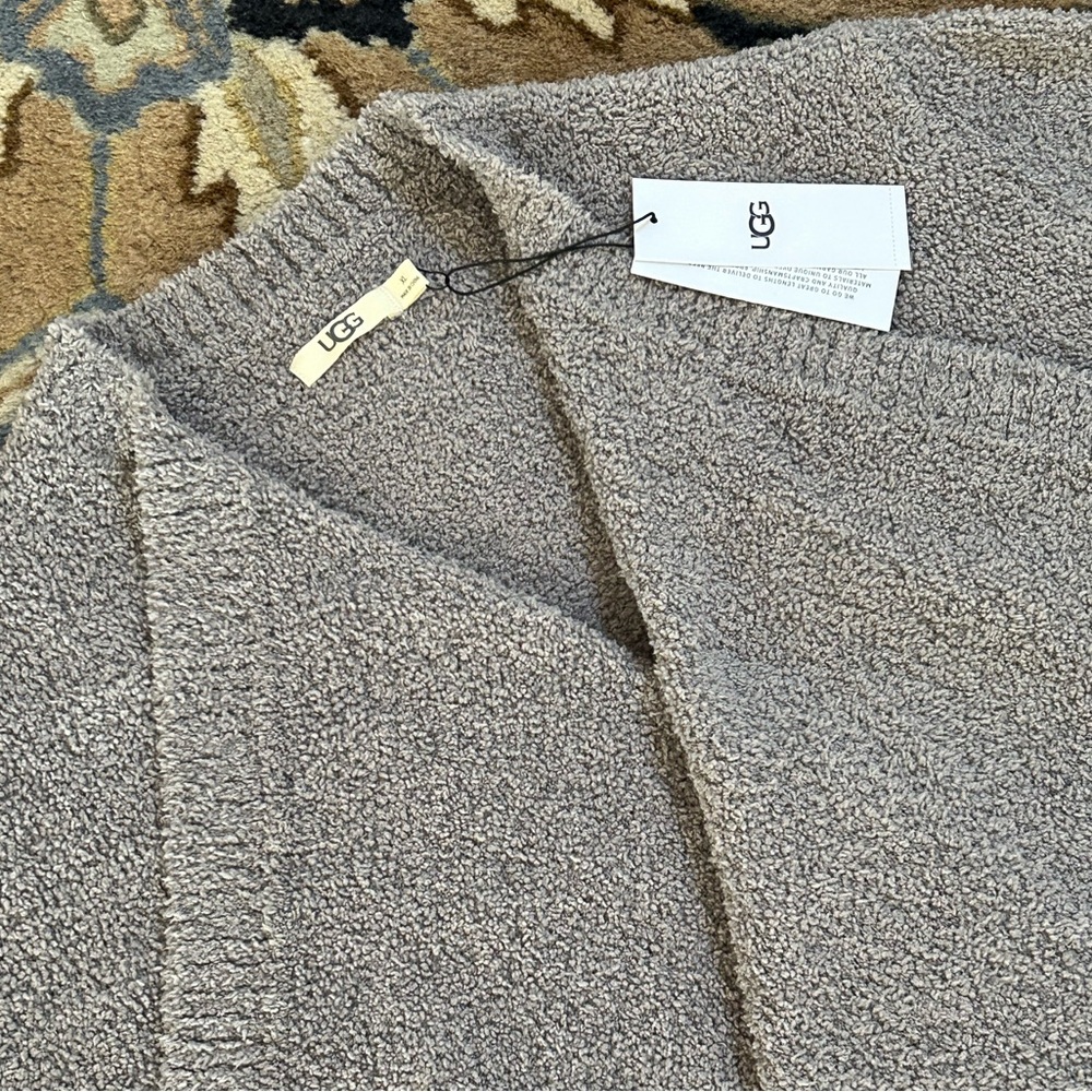 UGG Cardigan